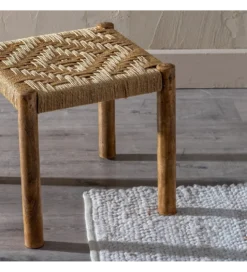Stołek NEBERNLI 40 cm drewno mango naturalny