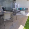 Stół ogrodowy STELLA 90 cm bordowy aluminium szklany blat
